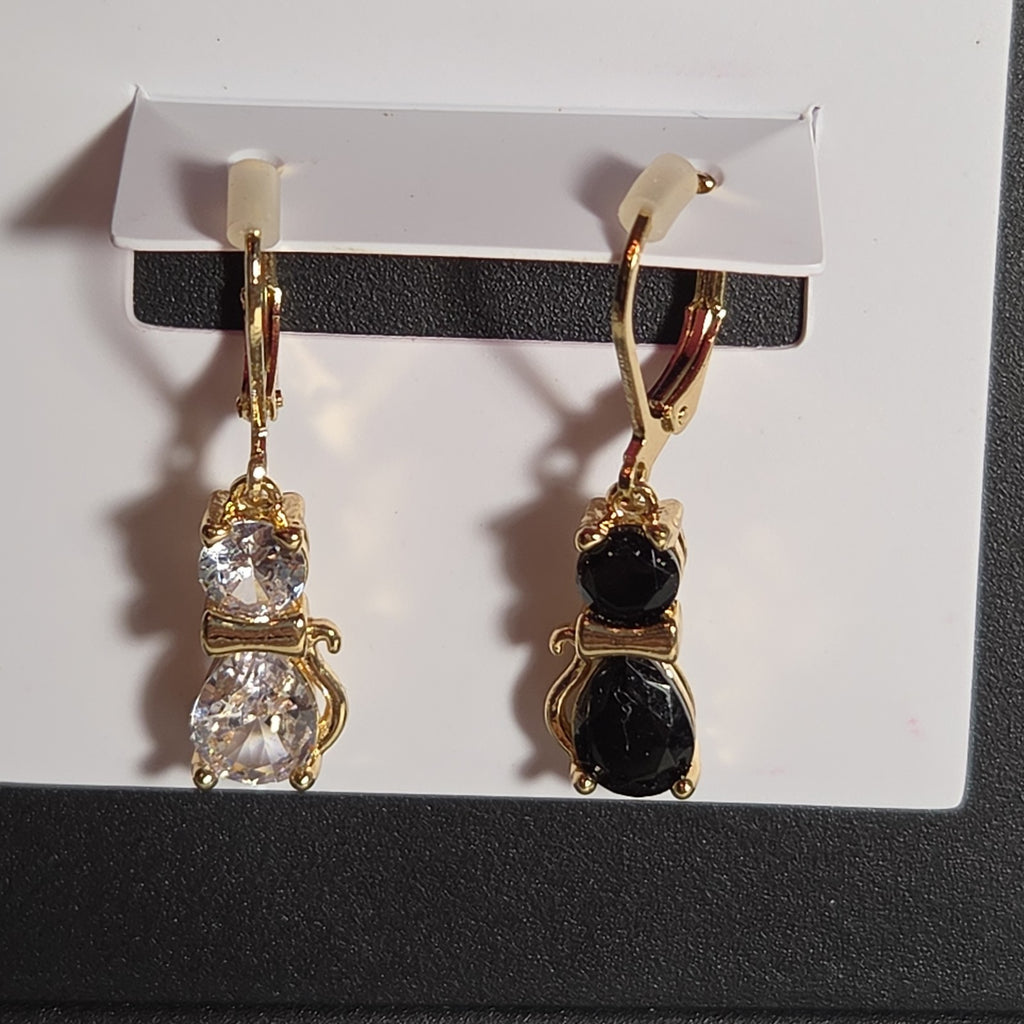 Betsey Johnson Mismatched Cat CZ Drop Earrings