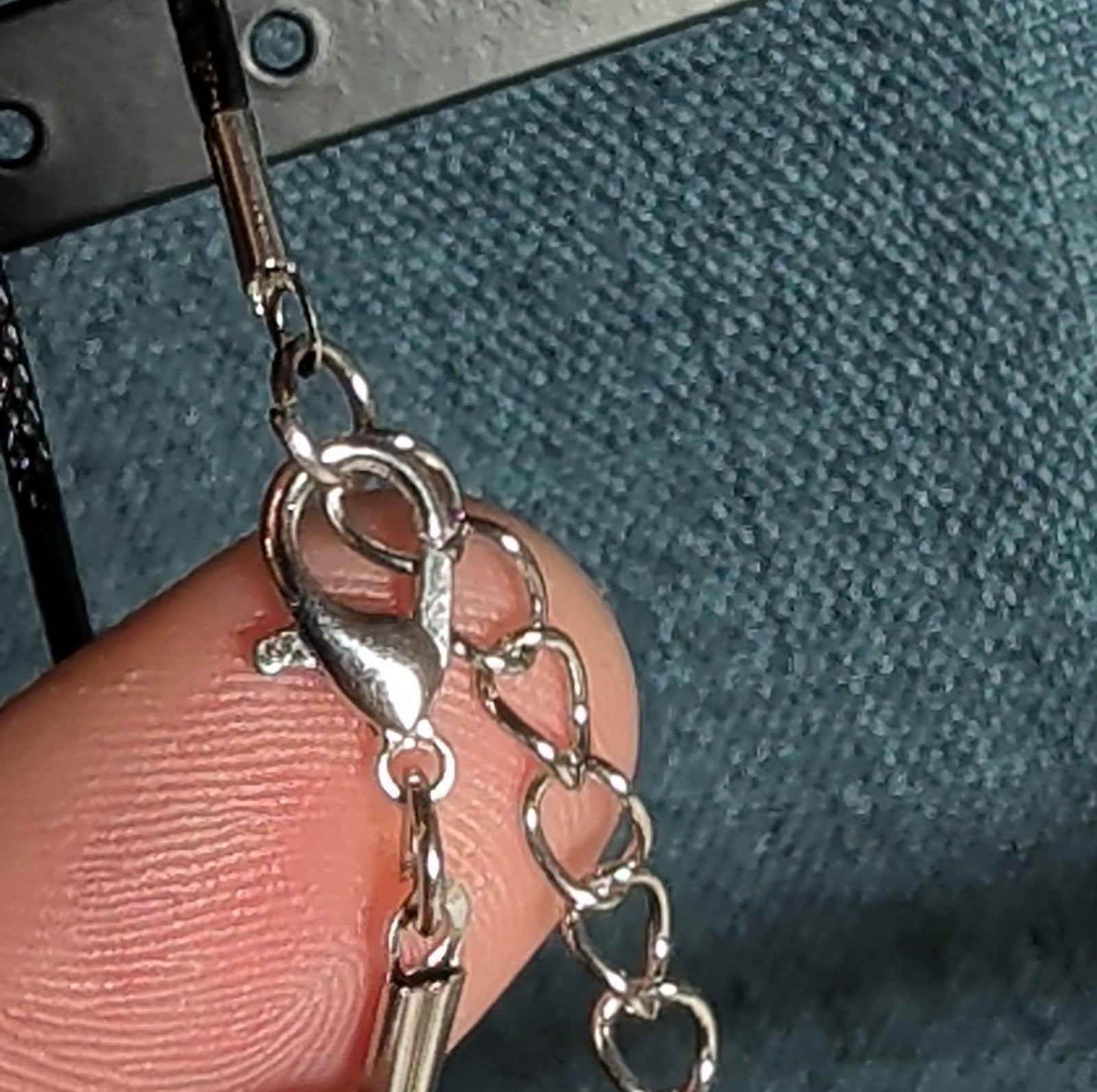 JoJo Bizarre Stand Arrow Killer Queen Metal Pendant