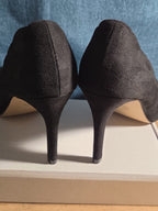 Esmara Black Suede Scalloped Heels Pumps Pointed Toe Size 8
