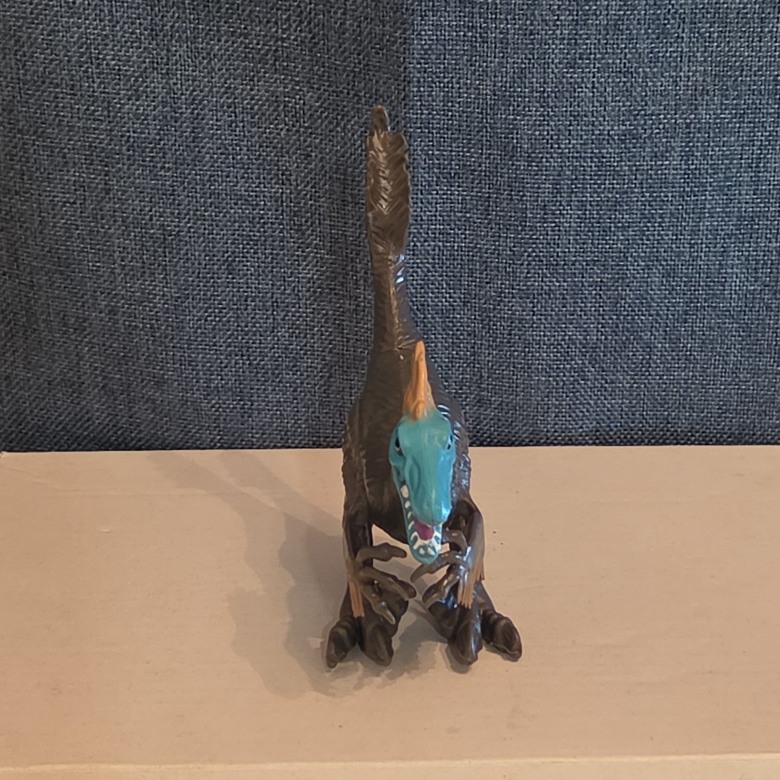Animal Planet Dino Tower Replacement Raptor Figure Feathered Blue Face Toy