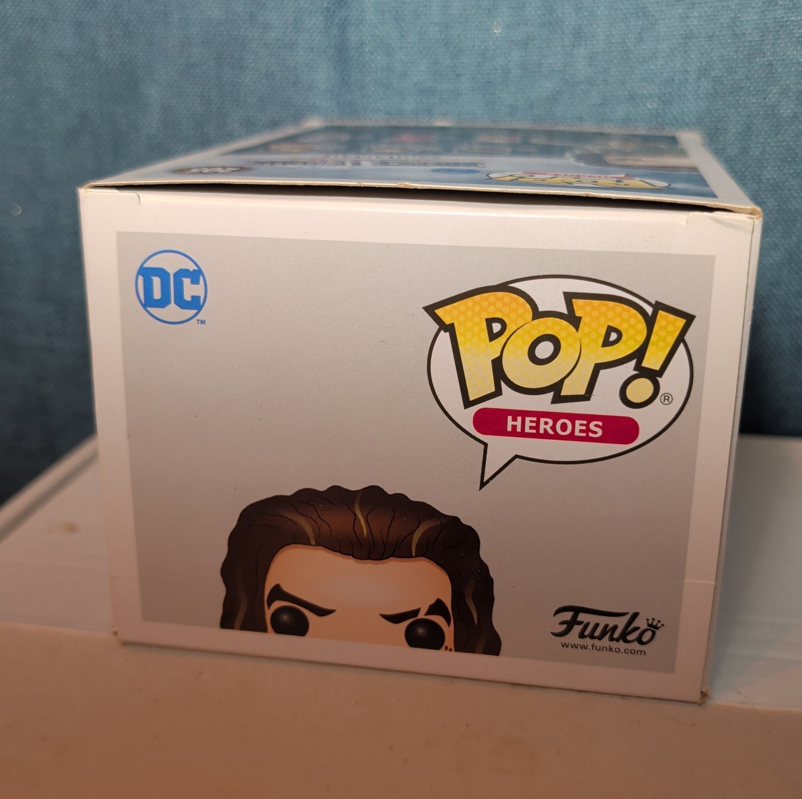Funko POP! Heroes DC Comics Justice League Movie Aquaman #205 NIB with Protector
