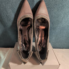 J Renee Silver Sparkly Bow Pumps 8.5 M Pointed Toe Metallic Satin