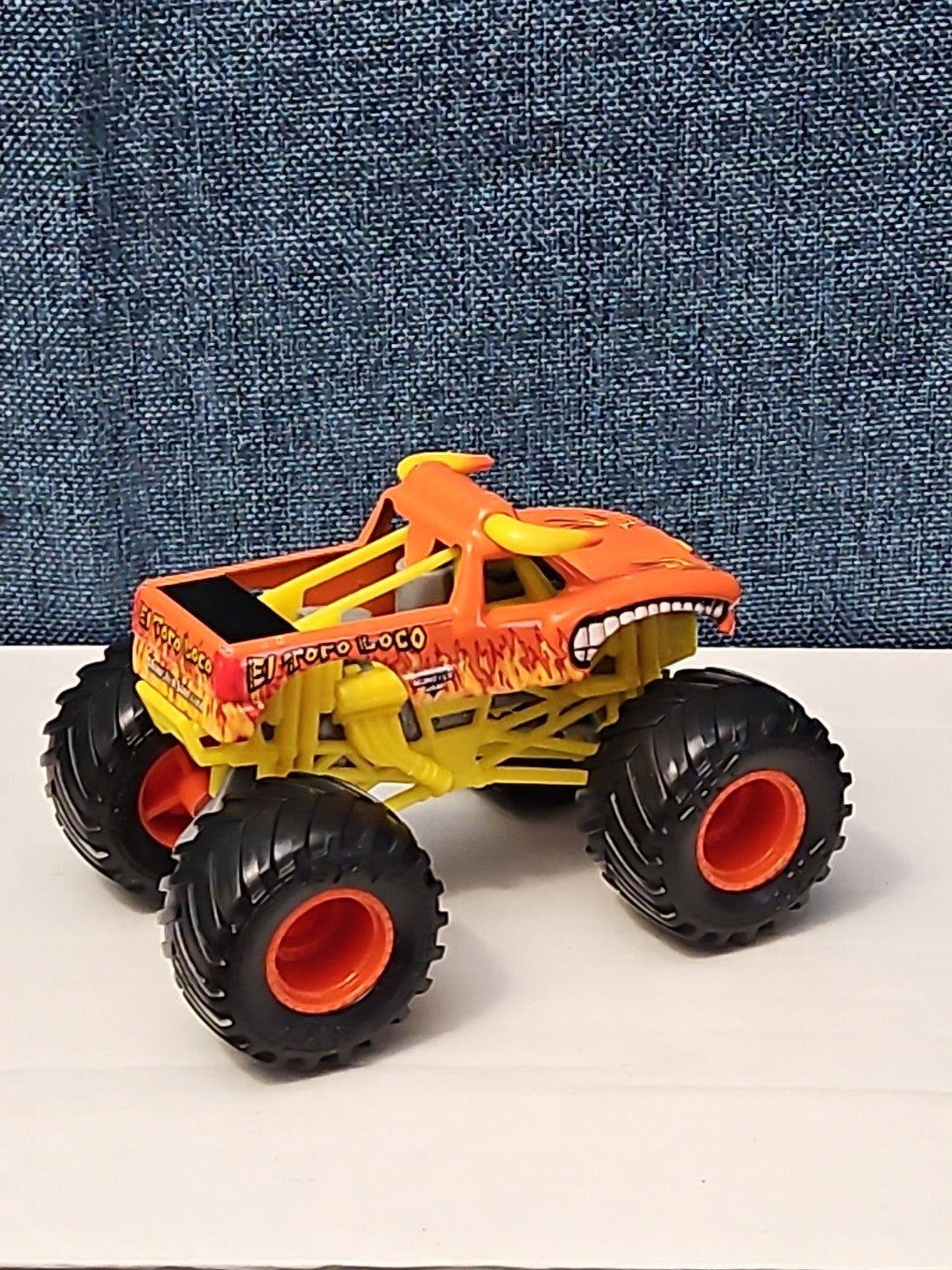 Hot Wheels El Toro Loco Monster Truck | Orange Crazy Bull | 1:64 Scale