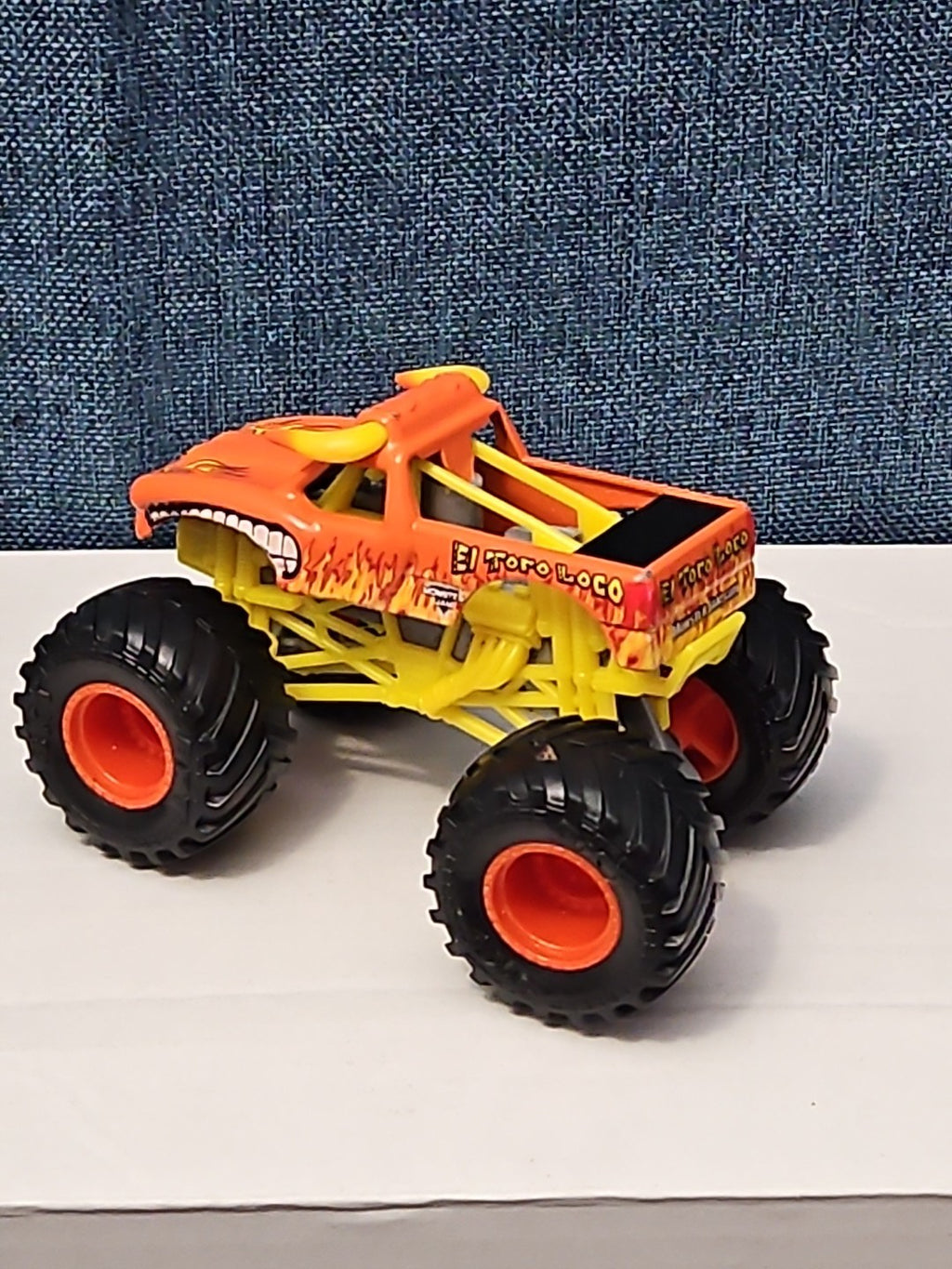 Hot Wheels El Toro Loco Monster Truck | Orange Crazy Bull | 1:64 Scale