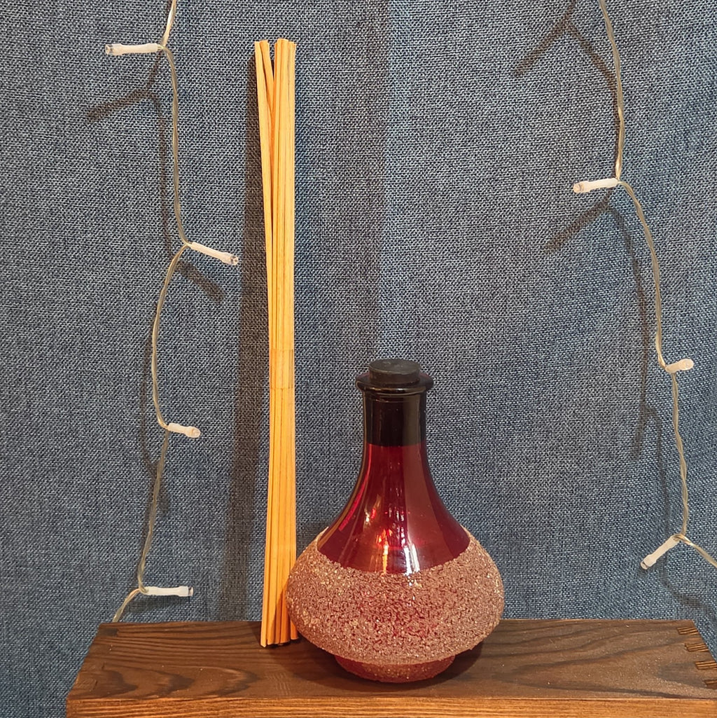 Pier 1 Imports Apple Cinnamon Reed Diffuser Red Glass