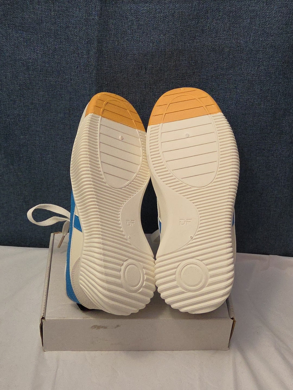 DeFlorance CLOUDEA 2.0 Orthopedic Sneakers | White Blue Women's Size 8 NEW