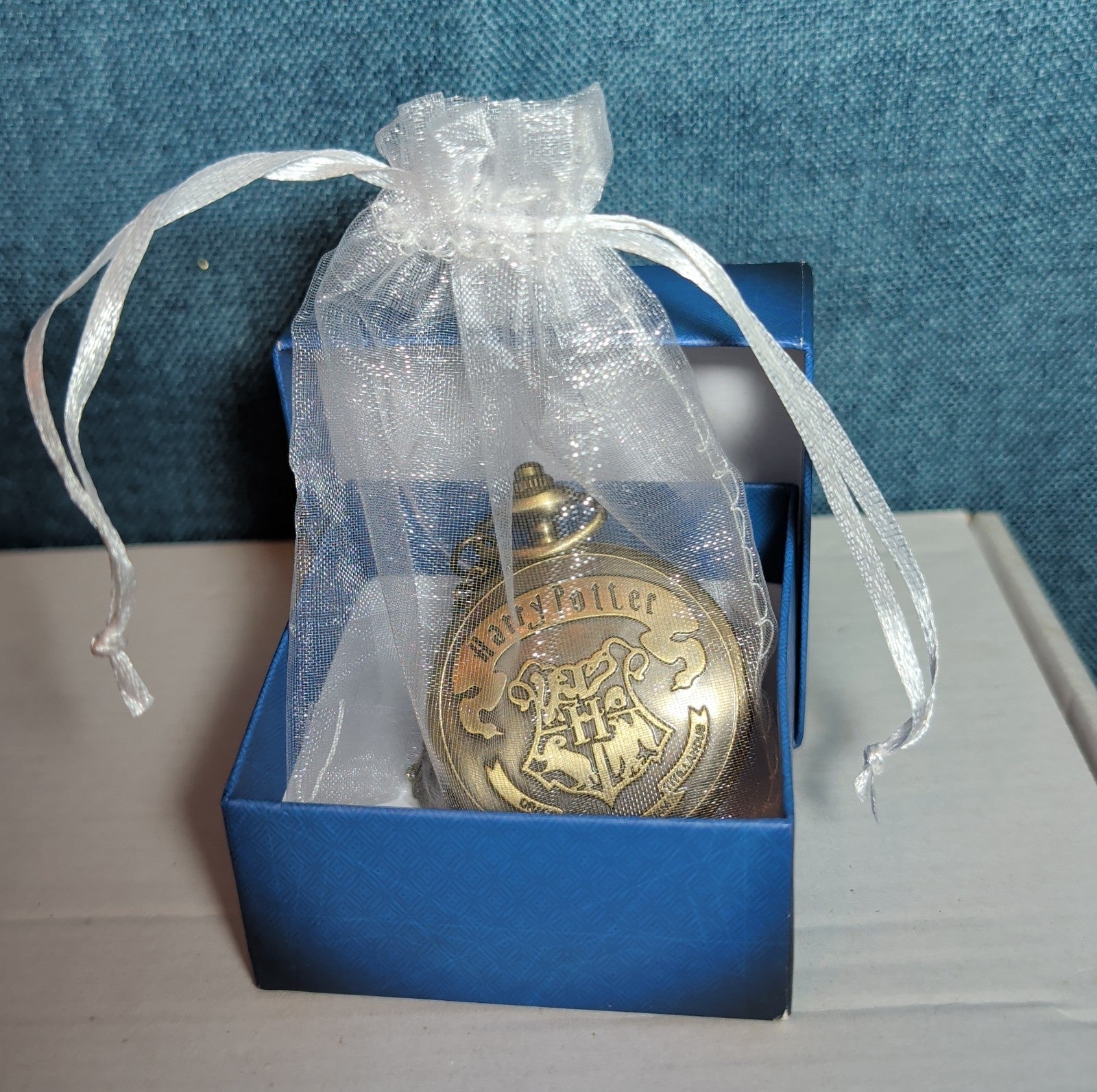 Harry Potter Hogwarts Crest Pocket Watch Brass Tone Steampunk Retro NIB