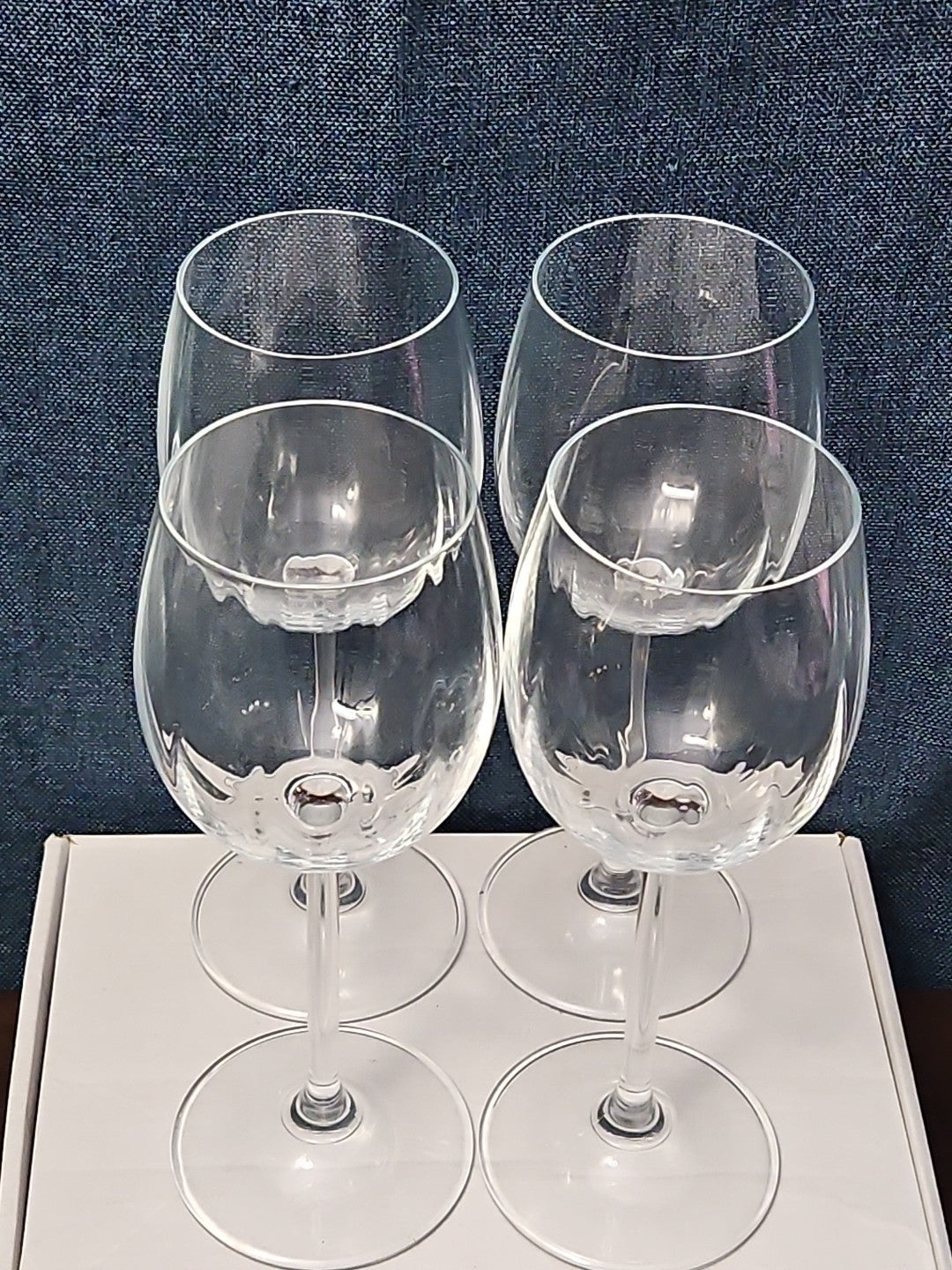 Set of 4 Clear Glass Stemmed Wine Glasses Balloon Bowl All-Purpose Stemware