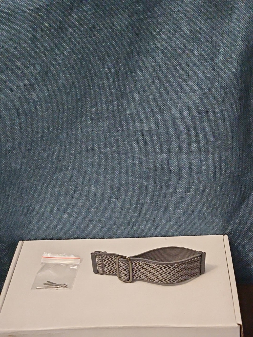 Fitbit Versa 1 / 2 / Lite Watch Band | Stretchy Elastic Nylon Strap | Dark Grey