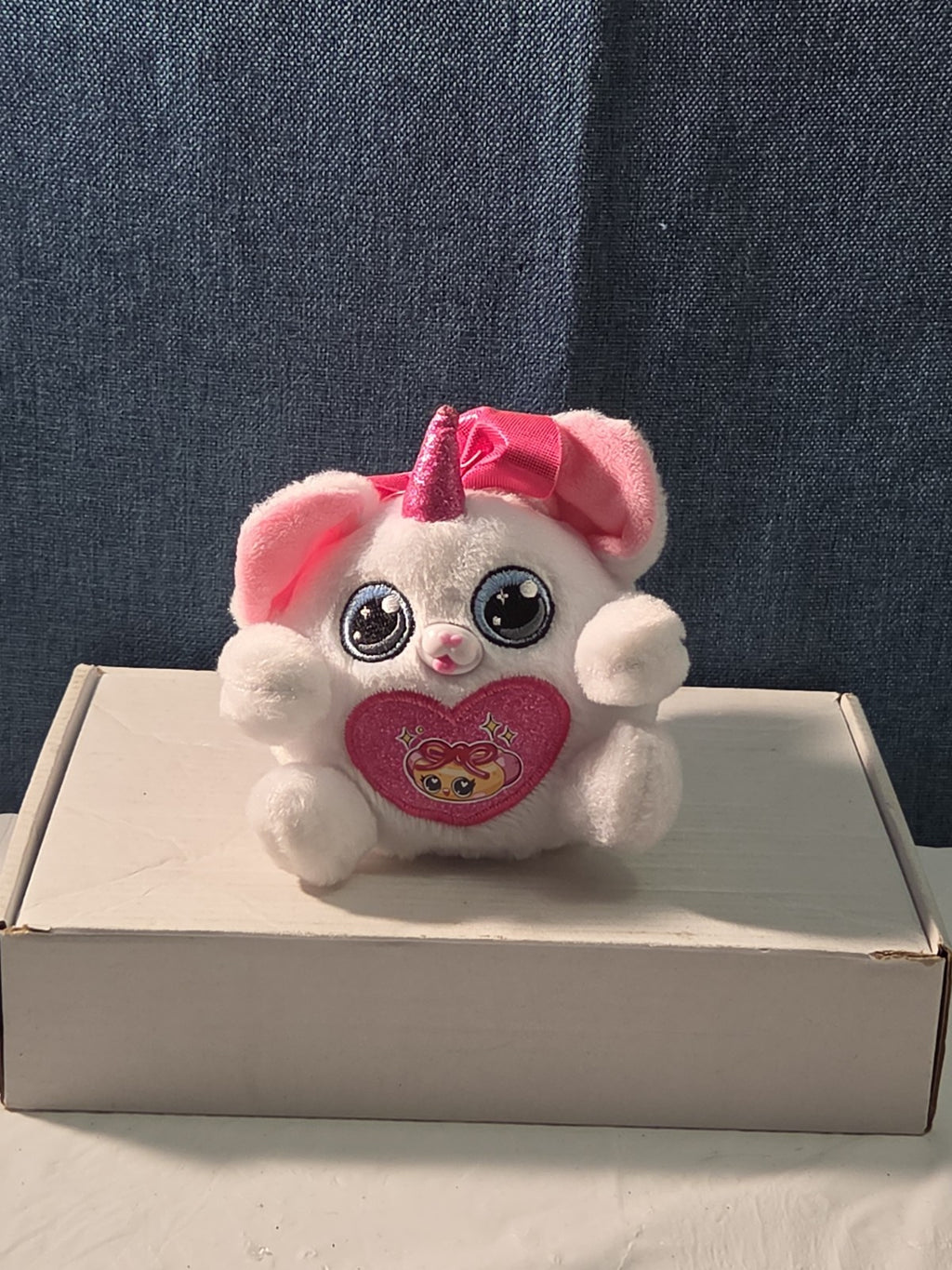 ZURU Rainbocorn Puppycorn Penny the Pug 5" Plush White Pink Bow Glitter Horn