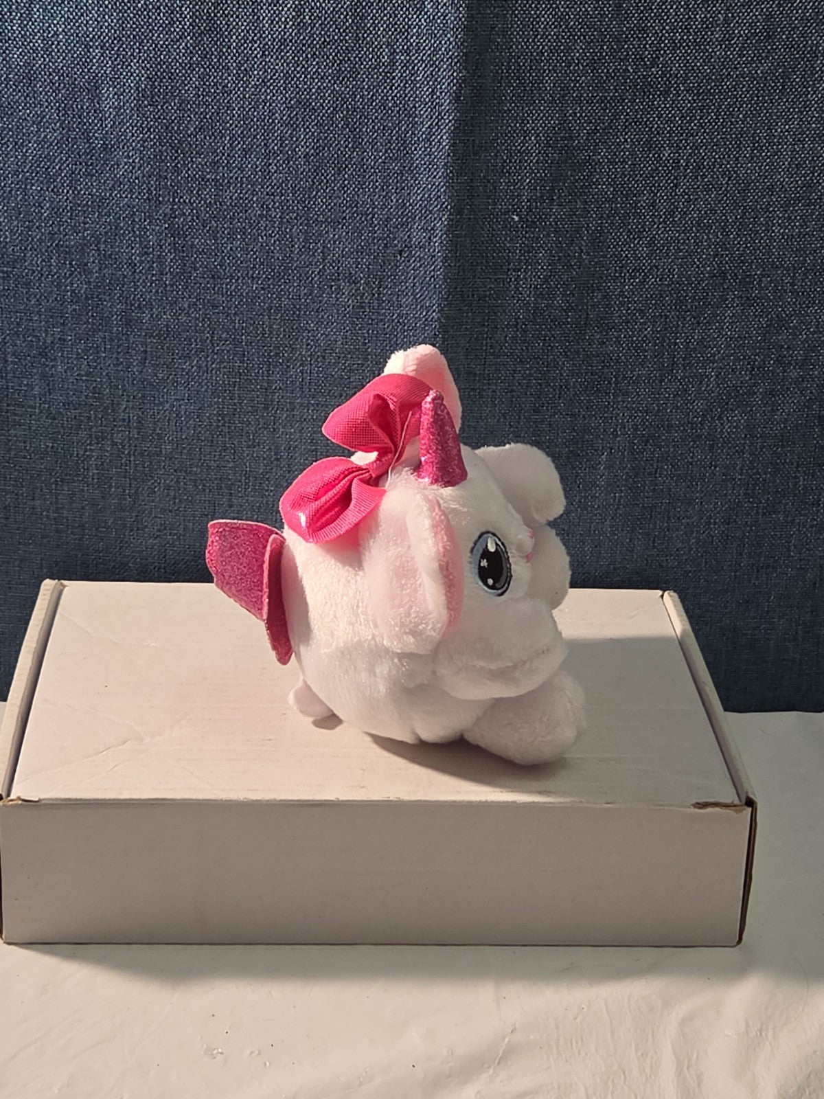 ZURU Rainbocorn Puppycorn Penny the Pug 5" Plush White Pink Bow Glitter Horn