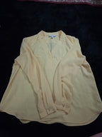 Nine West Petite XL PXL Yellow V-Neck Blouse Career Long Sleeve Pockets Popover