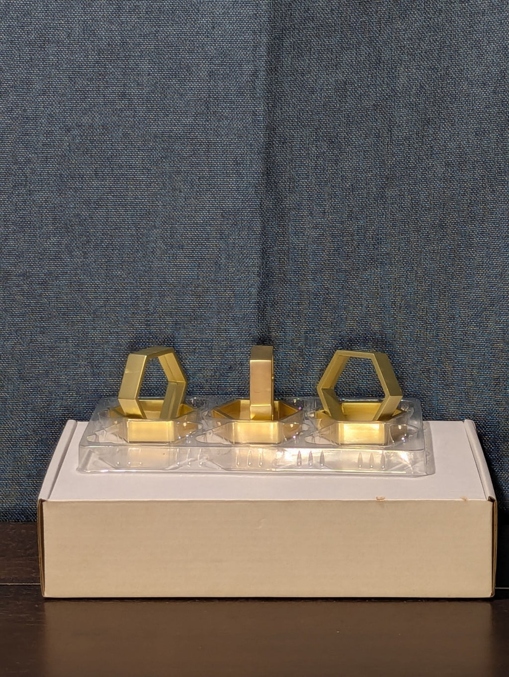 Set of 6 Modern Gold Hexagon Napkin Rings | Metal Geometric Table Decor | NEW