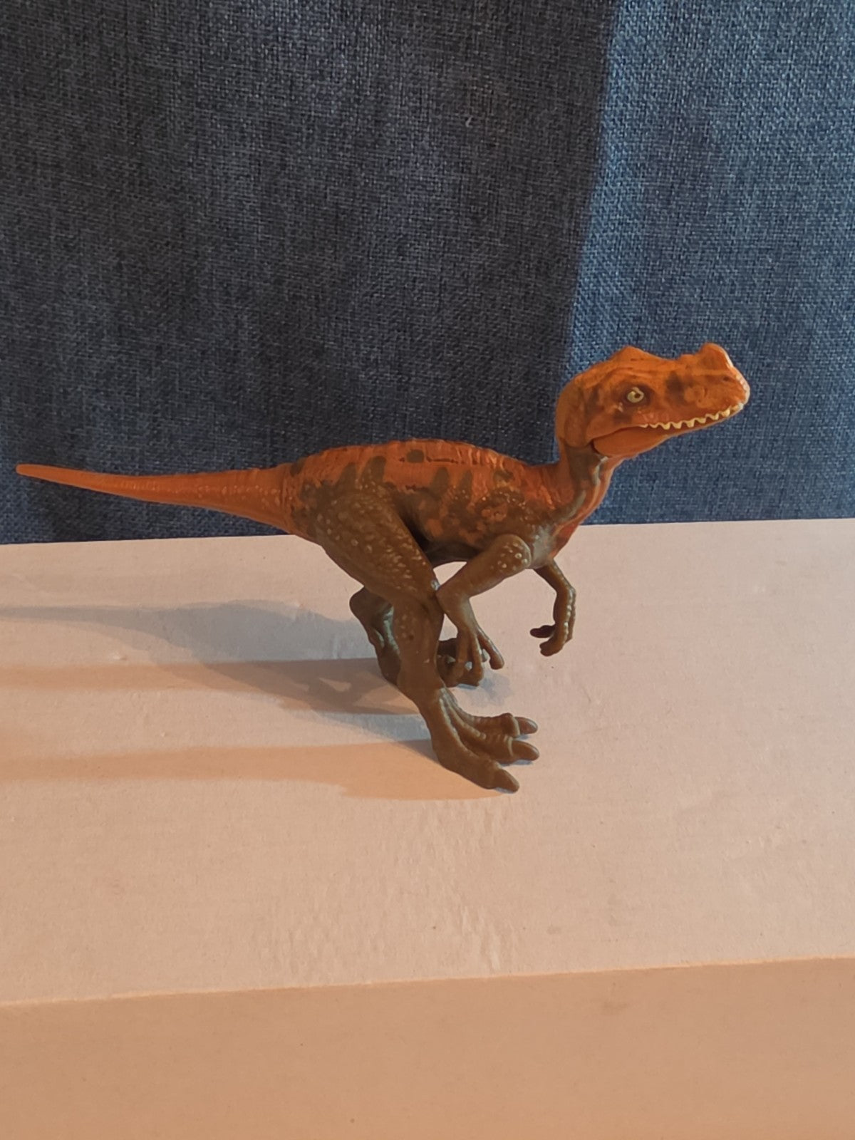 Mattel Jurassic World Attack Pack Proceratosaurus Dinosaur Action Figure