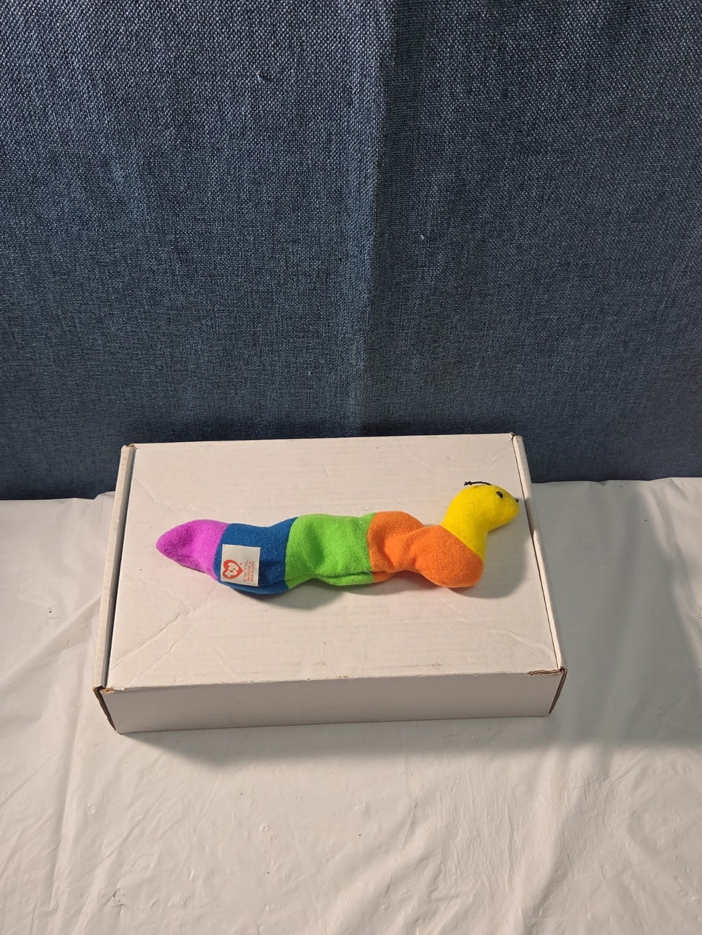 Ty Beanie Baby Inch the Inchworm 1995 Rainbow Plush Yarn Antennae Clean NO TAG