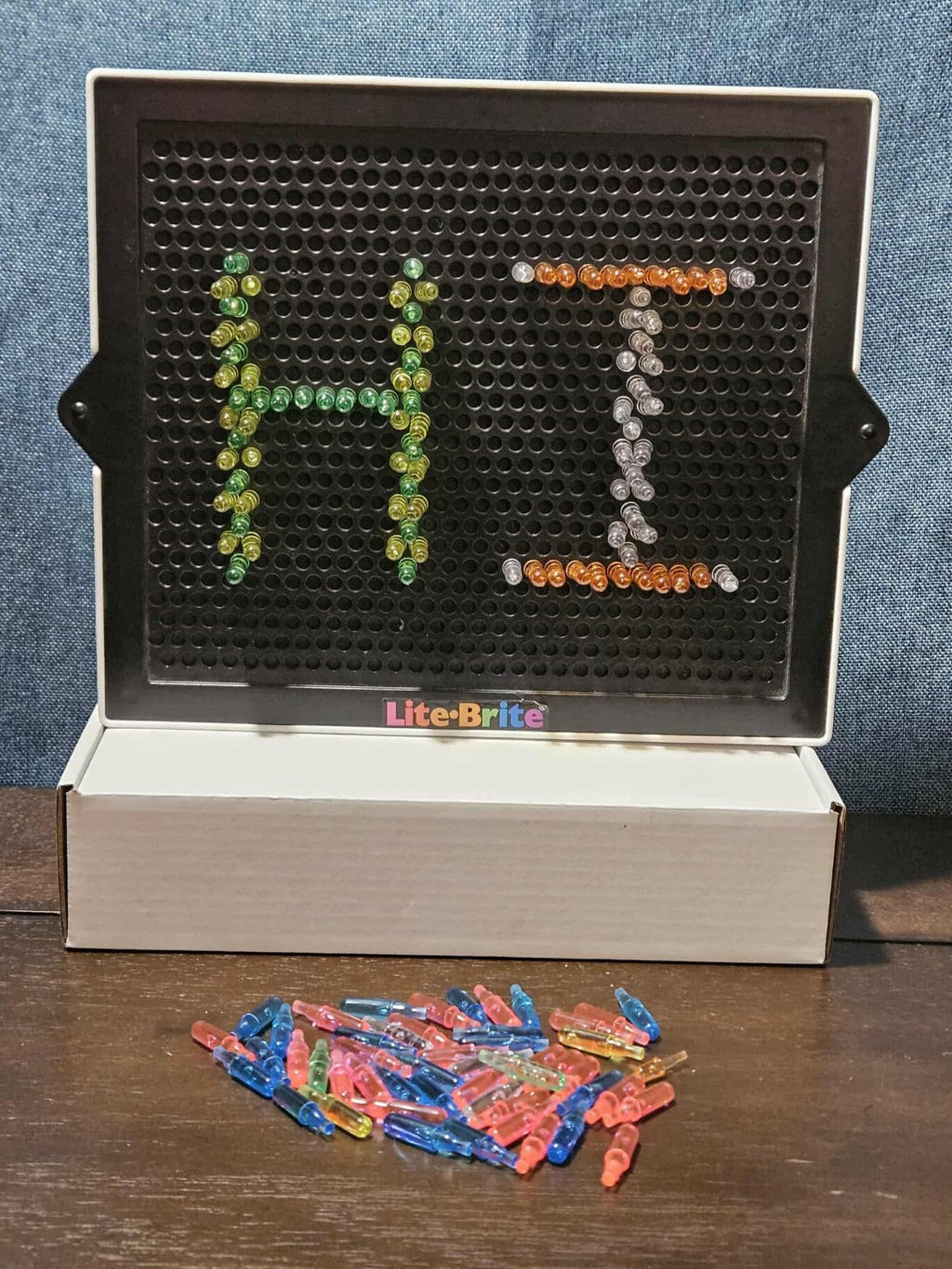Lite Brite Ultimate Classic Basic Fun | LED Light Up Toy | Retro Style Peg Art