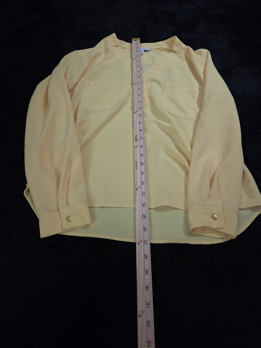 Nine West Petite XL PXL Yellow V-Neck Blouse Career Long Sleeve Pockets Popover