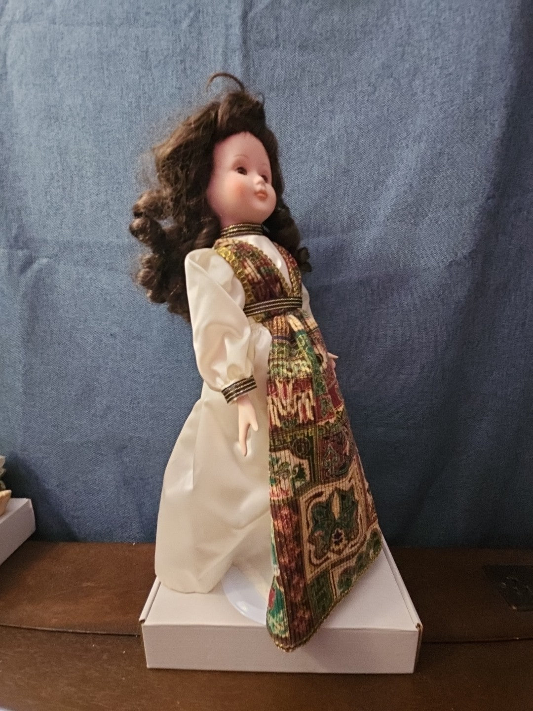 Vintage 1991 House of Lloyd "Juliet" 16" Porcelain Doll | Renaissance Tapestry