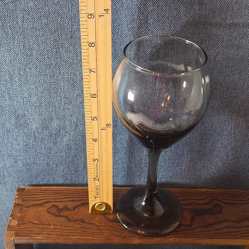 Greenbrier Set 4 Smokey Grey Gray Wine Glasses 12oz