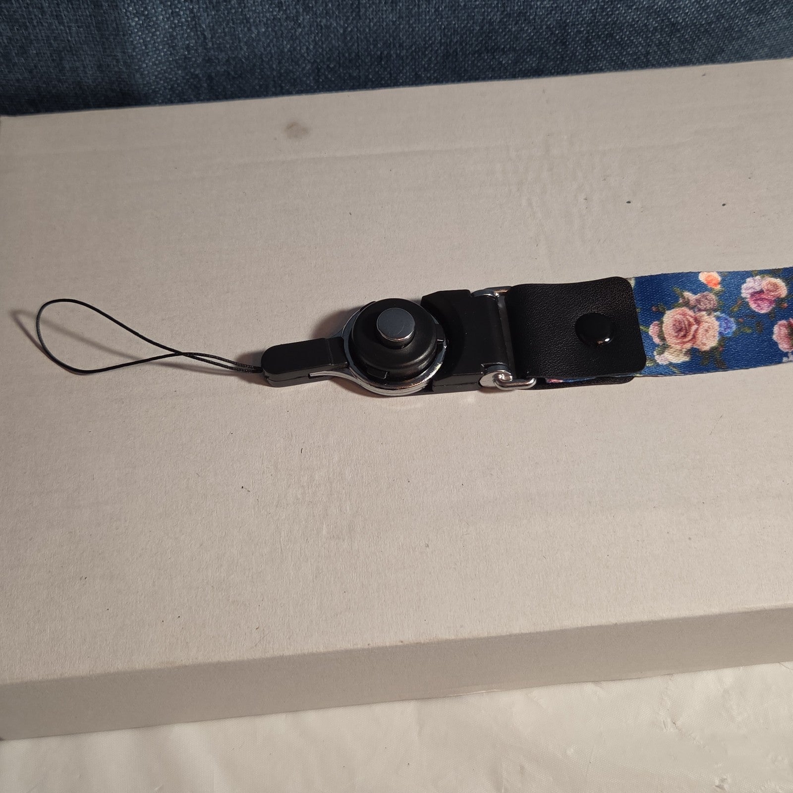 Blue Floral Phone Lanyard Quick Release Detachable Strap Loop