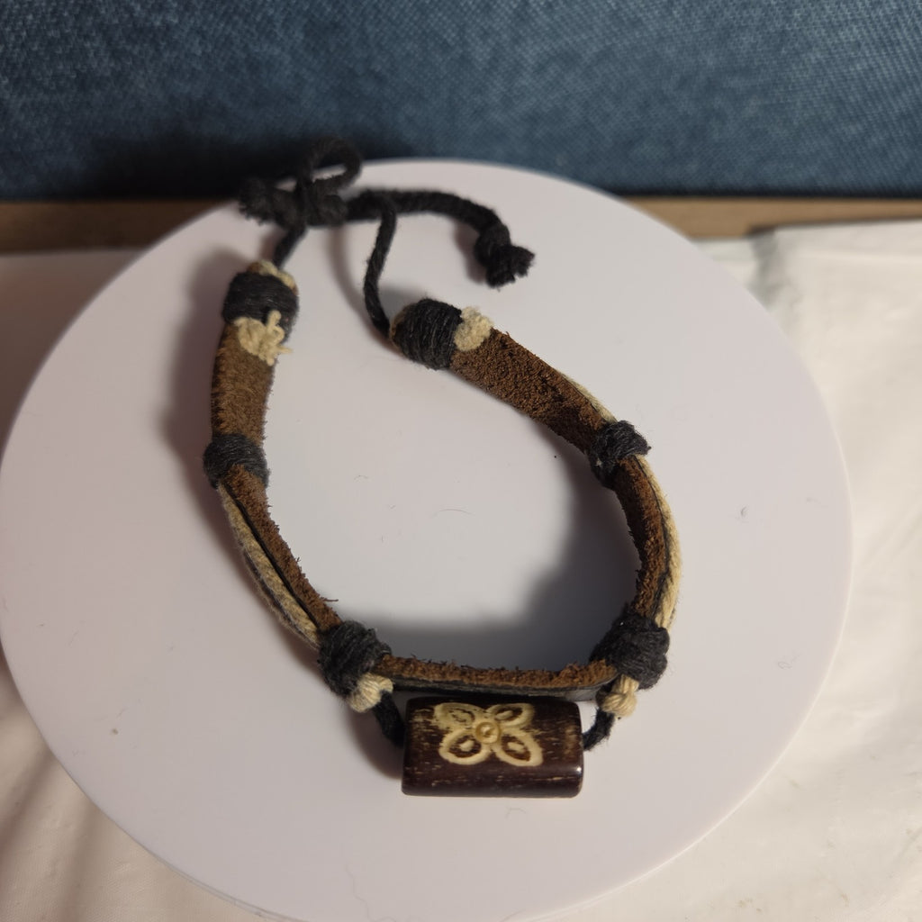 Boho Tribal Leather Cord Bracelet Carved Bead Unisex