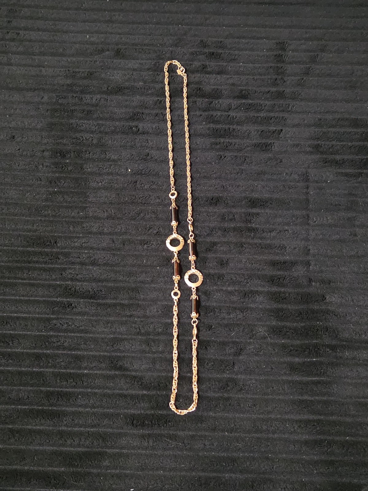 Sarah Coventry Emberwood Long Vintage Necklace 1975 Gold Tone Root Beer Amber
