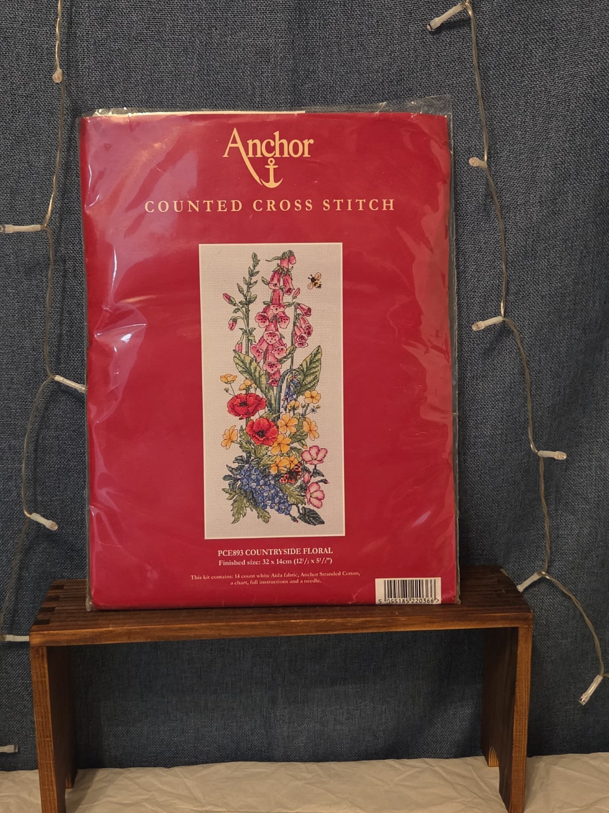 Anchor Countryside Floral Cross Stitch Kit Cream Aida Floral PCE893