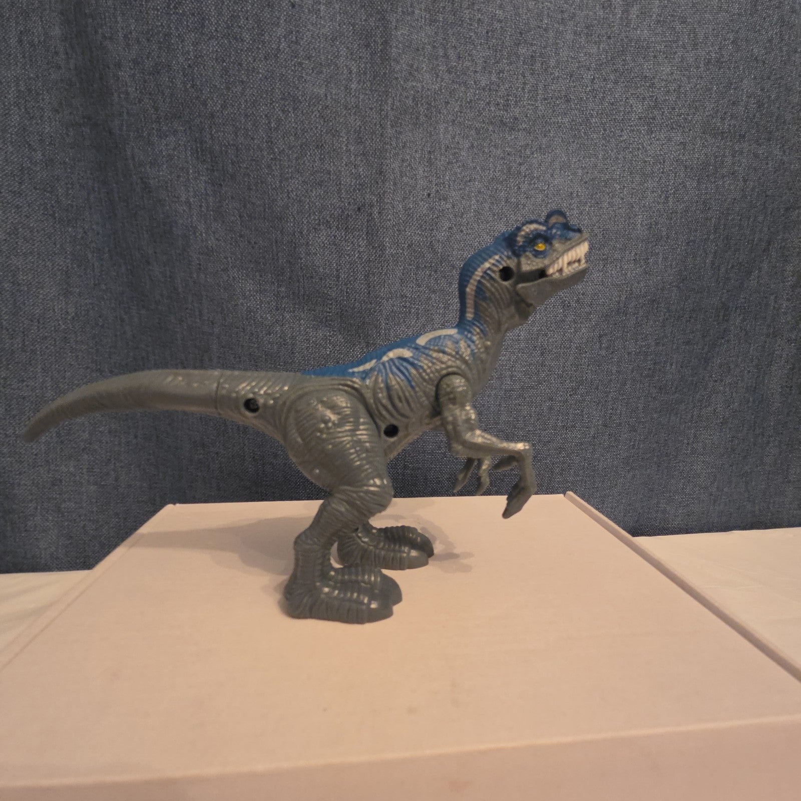 Chap Mei Dino Valley Velociraptor Figure Blue Stripe Replacement Animal Planet 7