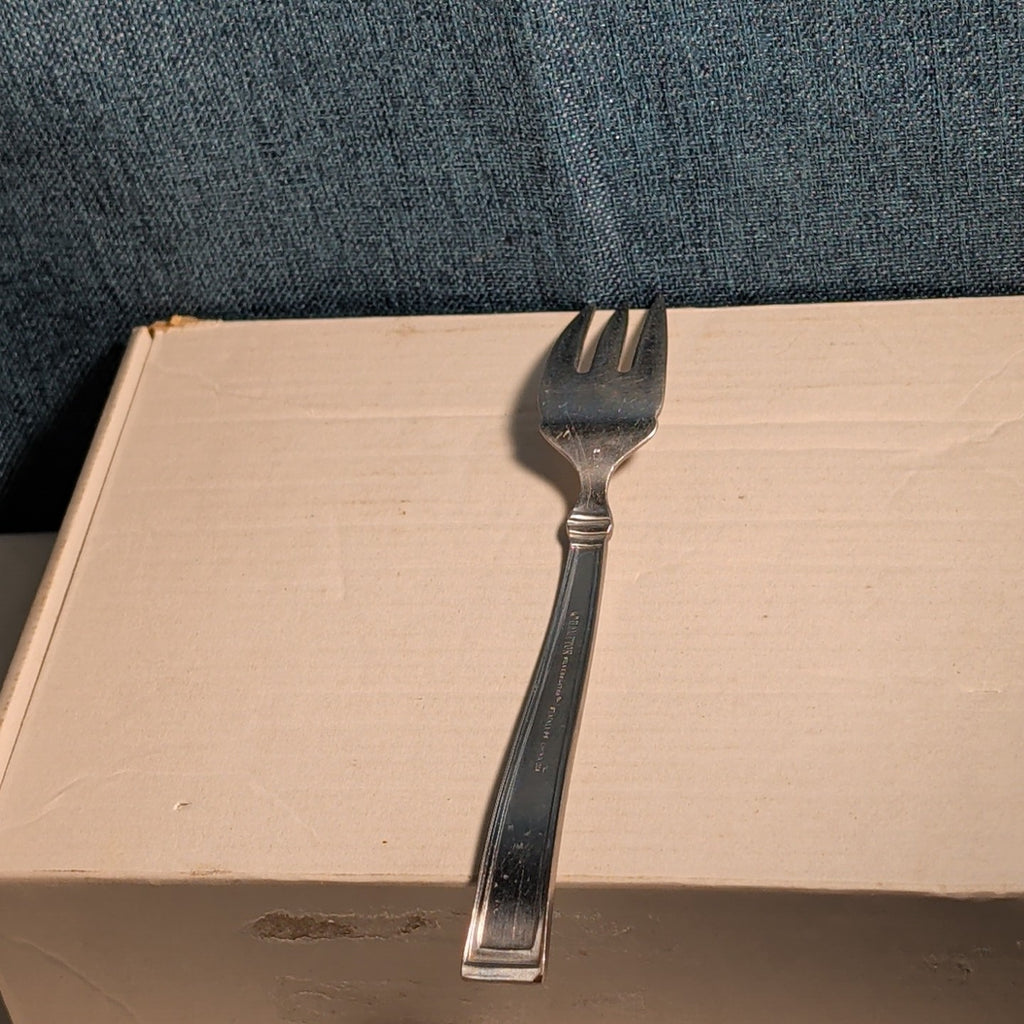 Set of 4 Hampton Silversmiths PORTFOLIO Glossy Salad Forks | 18/0 Stainless 208