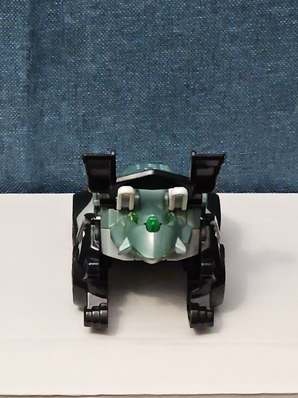 VTech Switch & Go Dinos Turbo Triceratops Transforming Race Car | Friction Motor