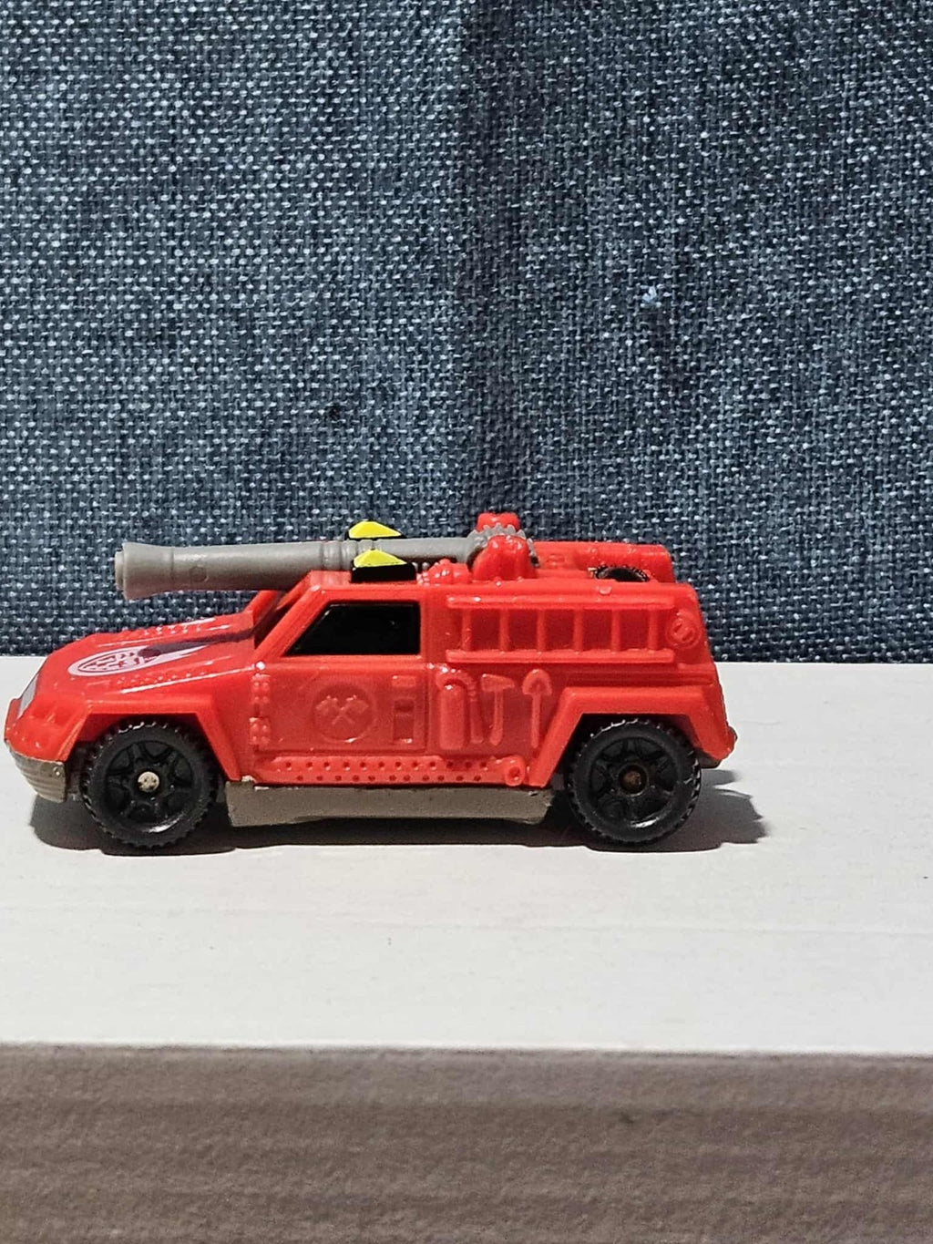 1997 McDonald's Hot Wheels FIRE TRUCK #5 Red Rescue Vehicle 90s Vintage Loose