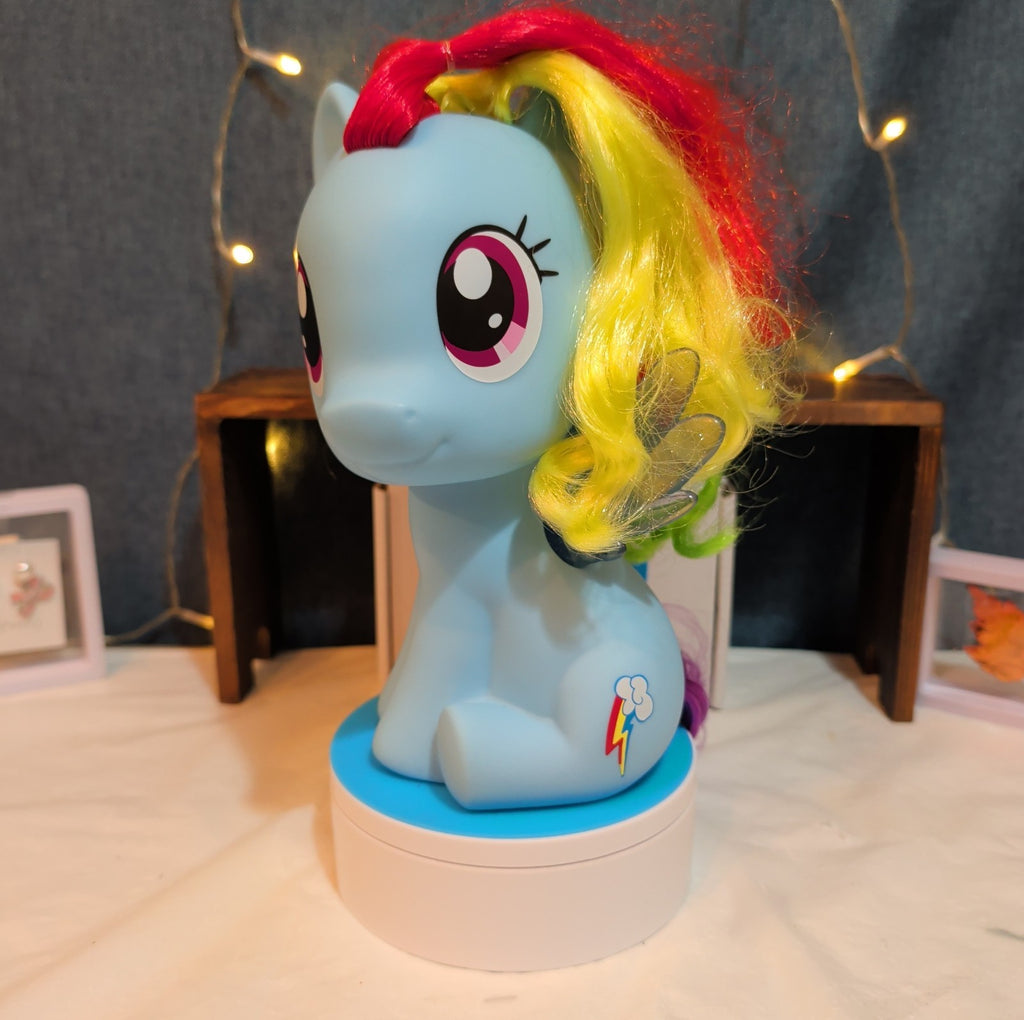 Hasbro My Little Pony Rainbow Dash 9" Glitter Wings Sitting 2018