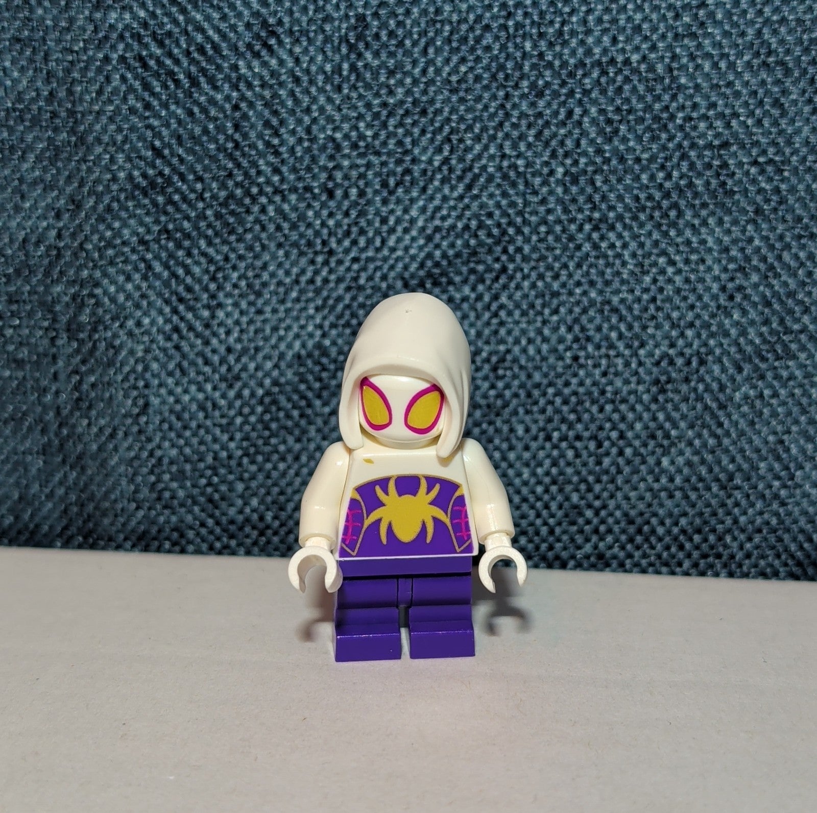 LEGO Marvel Ghost Spider Minifigure Gwen Stacy Kids Custom Sitting Toy Used
