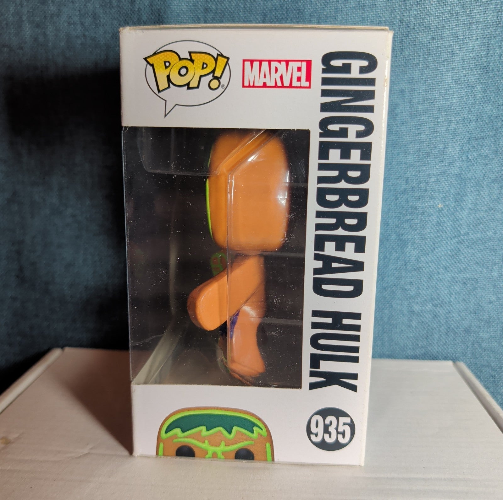 Funko Pop! Marvel: Holiday - Gingerbread Hulk #935 NIB with Protector