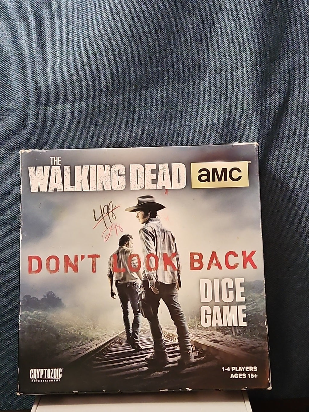 The Walking Dead: Don't Look Back Dice Game | AMC Cryptozoic | Rick Daryl
