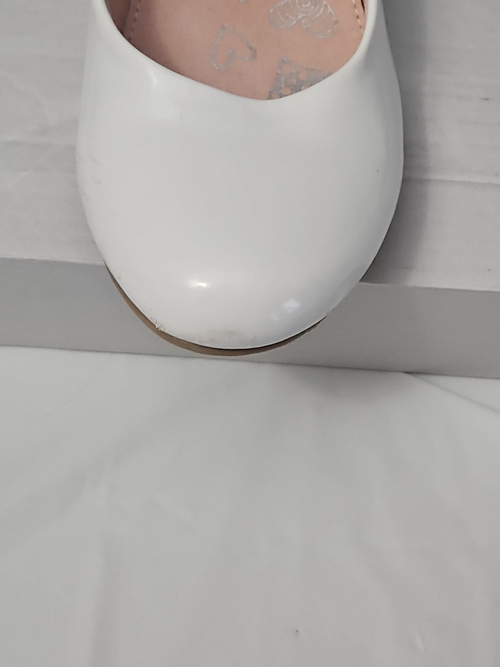 Olive & Edie Girls White Patent Heidie Pump Size 2 | Sparkly Glitter Heel Mary J