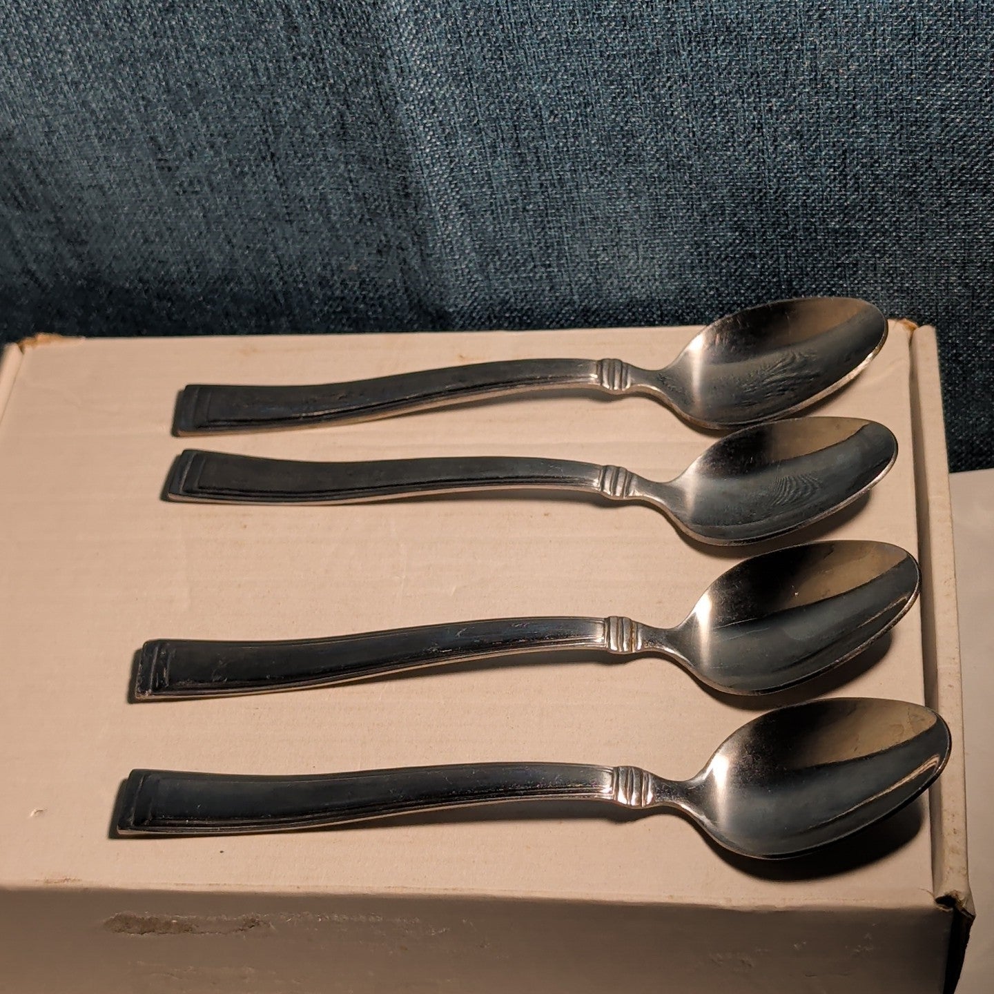 Set of 4 Hampton Silversmiths PORTFOLIO Glossy Spoons | 18/0 Stainless 208