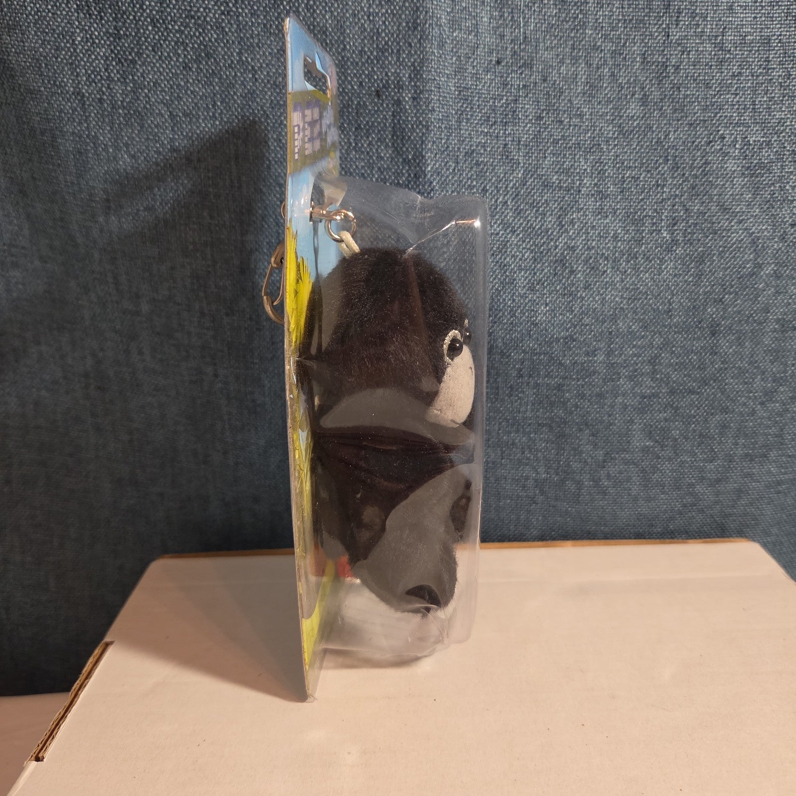 PEZ Wildlife Animals Plush Monkey Chimp Keychain Dispenser 2015