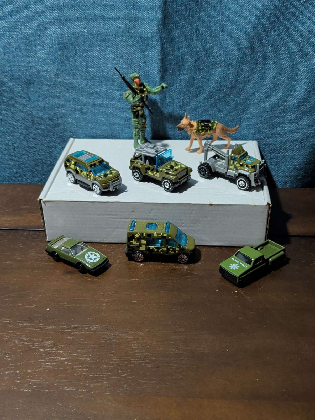 8 Pc. Soldier Action Figure & K9 Dog | Army Vehicles| Military Toy Strike Team