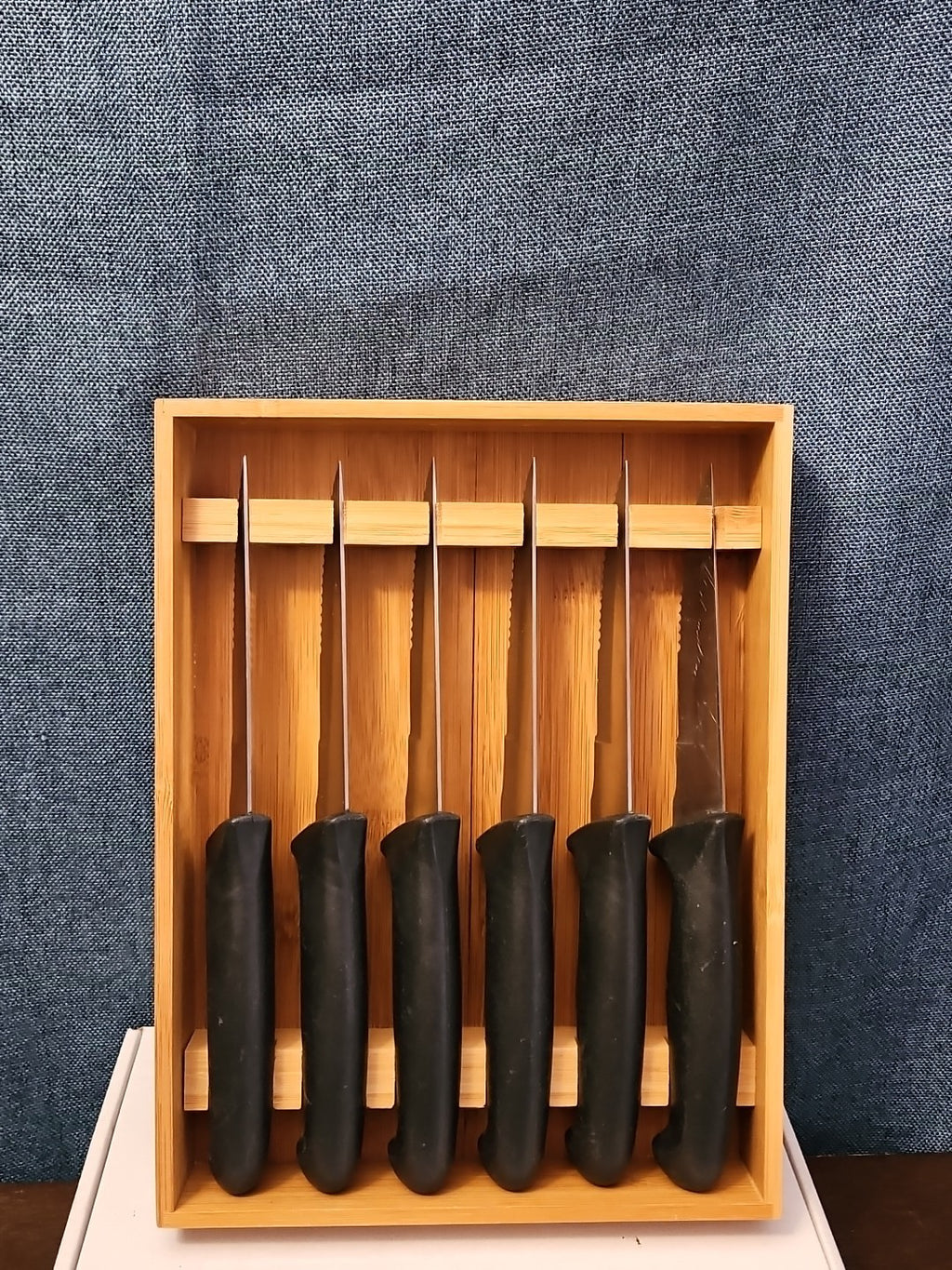 6 Gibson Steak Knives | 4.5" Serrated Stainless Steel | Wood Storage Block Tray