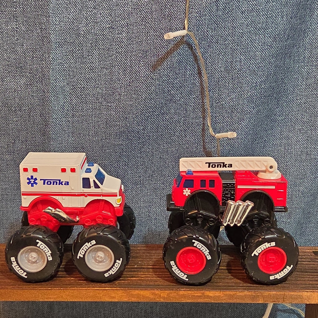 Tonka Metal Movers Monster Firetruck Ambulance Diecast 2021 Lot 2