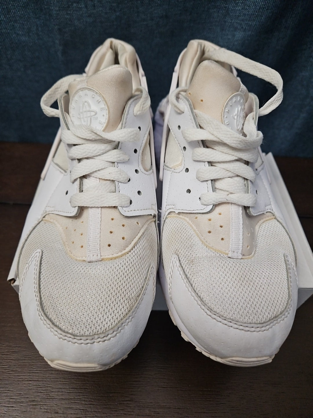 Nike Air Huarache Triple White GS 654275-110 Size 6.5Y | Women's 8 | Retro