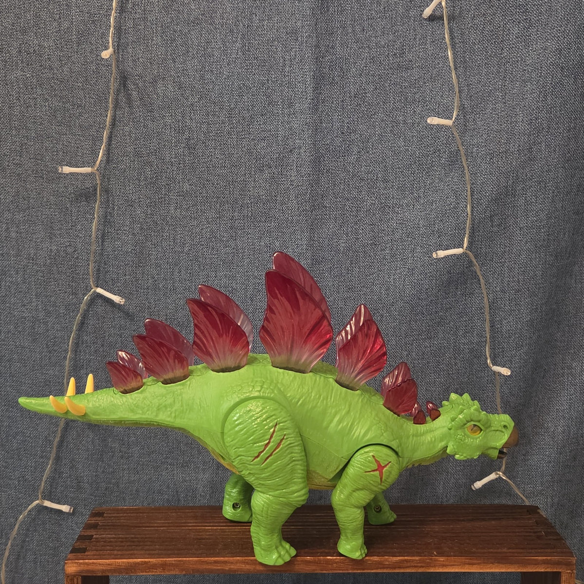 Zuri Inc Stegosaurus Walking Dinosaur Light Up Spikes 12.5
