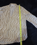 Michael Kors Blouse Gold Chain Link Print Wrap V-Neck Stretch Top L Gently Used
