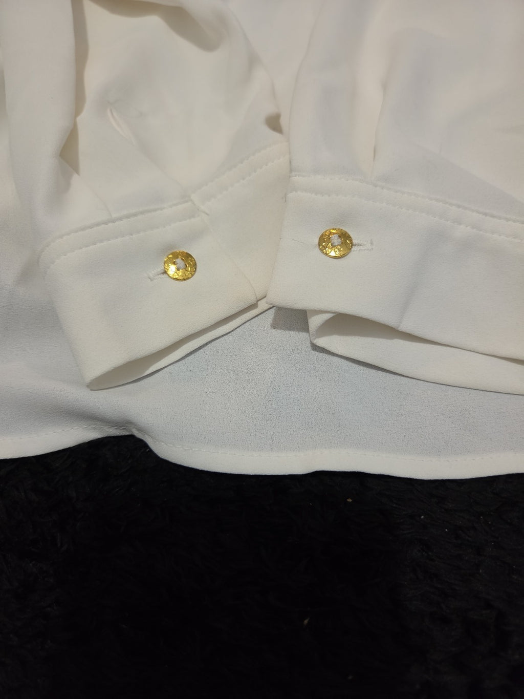 Nine West Blouse White Pocket Split Neck Career Top Gently Used Size PXL