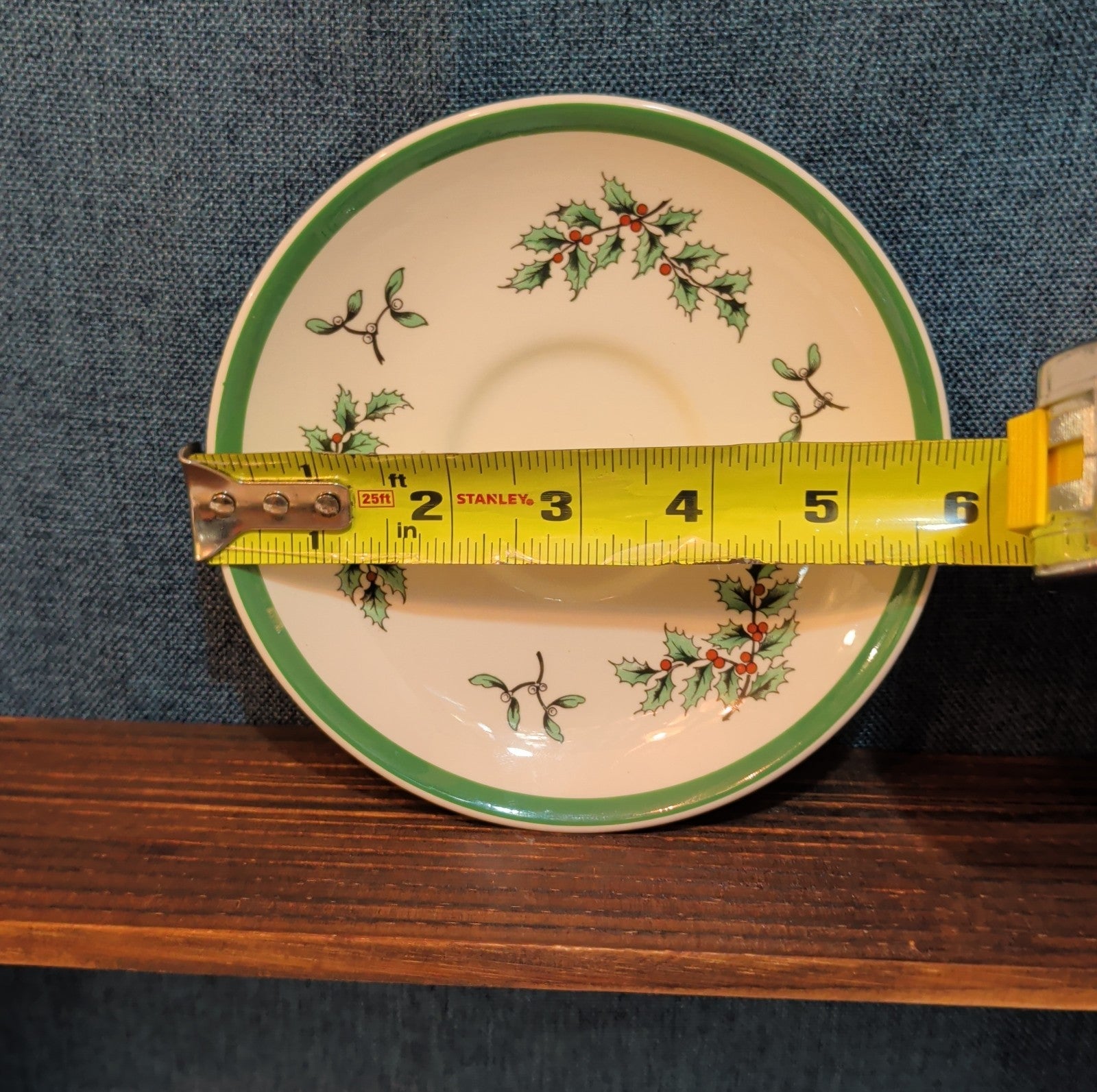 Spode Christmas Tree S3324 England 5.75" Saucers Set 2 Vintage