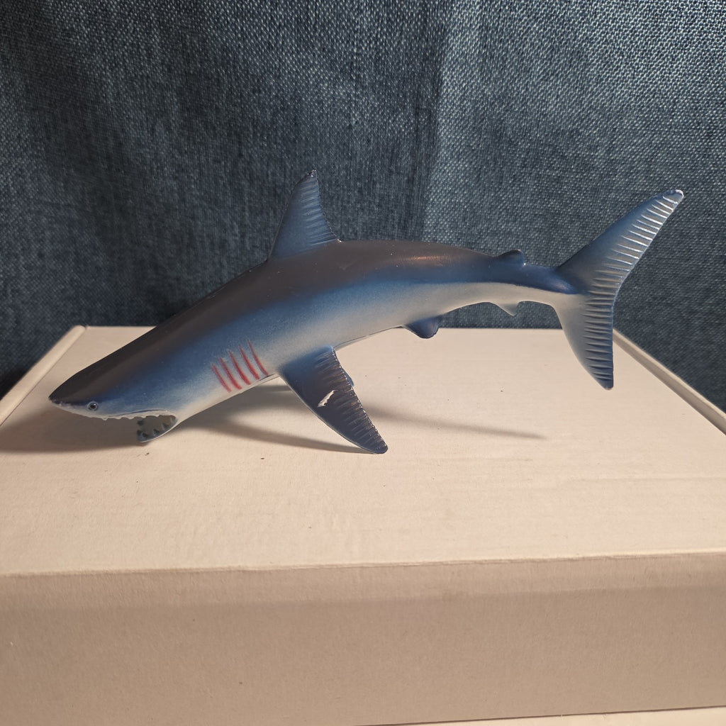 Fun Express Rubber Shark Toy Figure IN1963 Blue Gills Marine Life