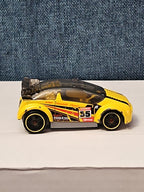 Hot Wheels Super Gnat | 2013 HW Stunt Track Aces | Yellow #55 Race Car