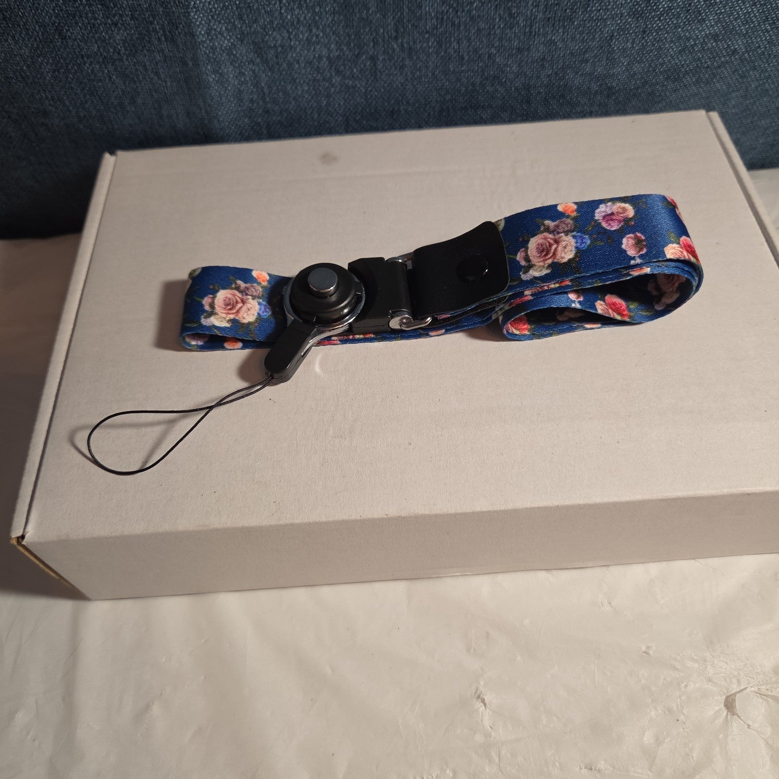 Blue Floral Phone Lanyard Quick Release Detachable Strap Loop