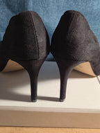 Esmara Black Suede Scalloped Heels Pumps Pointed Toe Size 8